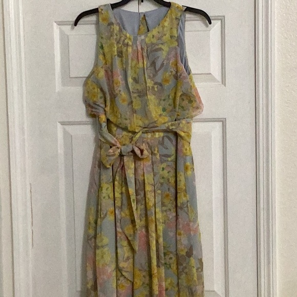 Shelby & Palmer dress - Picture 2 of 5